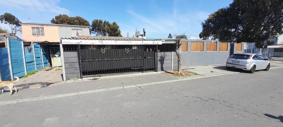 3 Bedroom Property for Sale in Bonteheuwel Western Cape